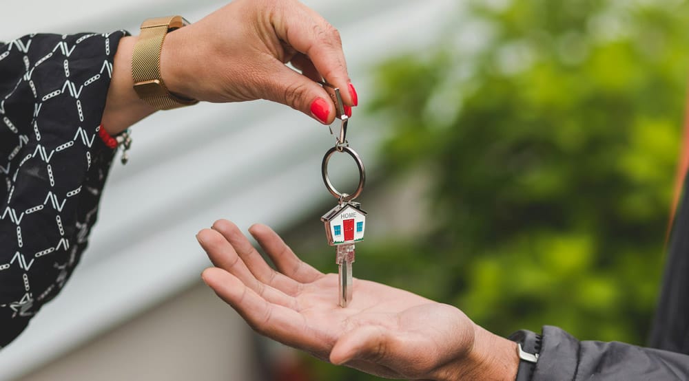 handing-over-the-keys-narrow